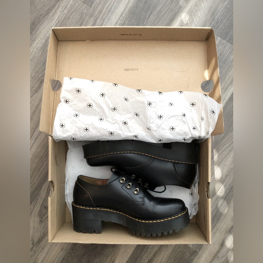 Dr. Martens Leather Shoes 🔥🔥🔥